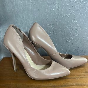 Steve Madden Nude Pumps